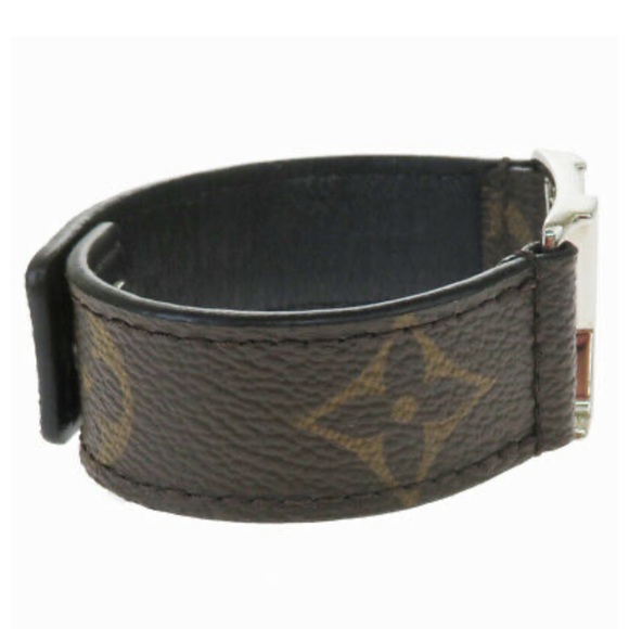Louis Vuitton Hockenheim monogram Eclipse Bracelet - Picture 11 of 16